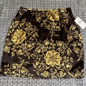 NWT 100% Silk Lined Gold & Brown Floral Print Mini Skirt. Size 14.